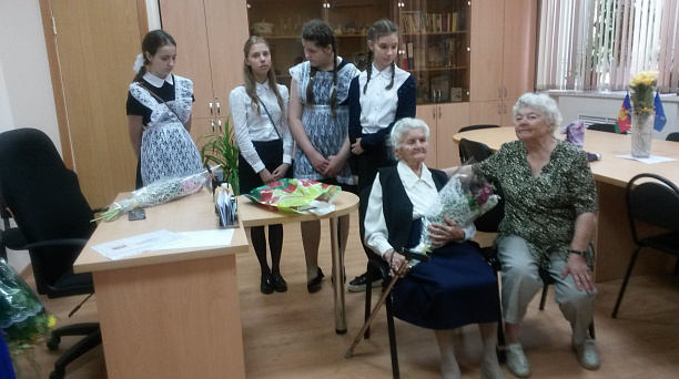 Участницу войны Марию Ивон поздравили с 95-летием