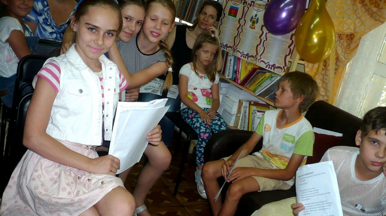 На минувшей неделе в библиотеке им. А. С. Макаренко Западного округа сотрудники библиотеки провели урок правовых знаний для детей среднего школьного возраста.