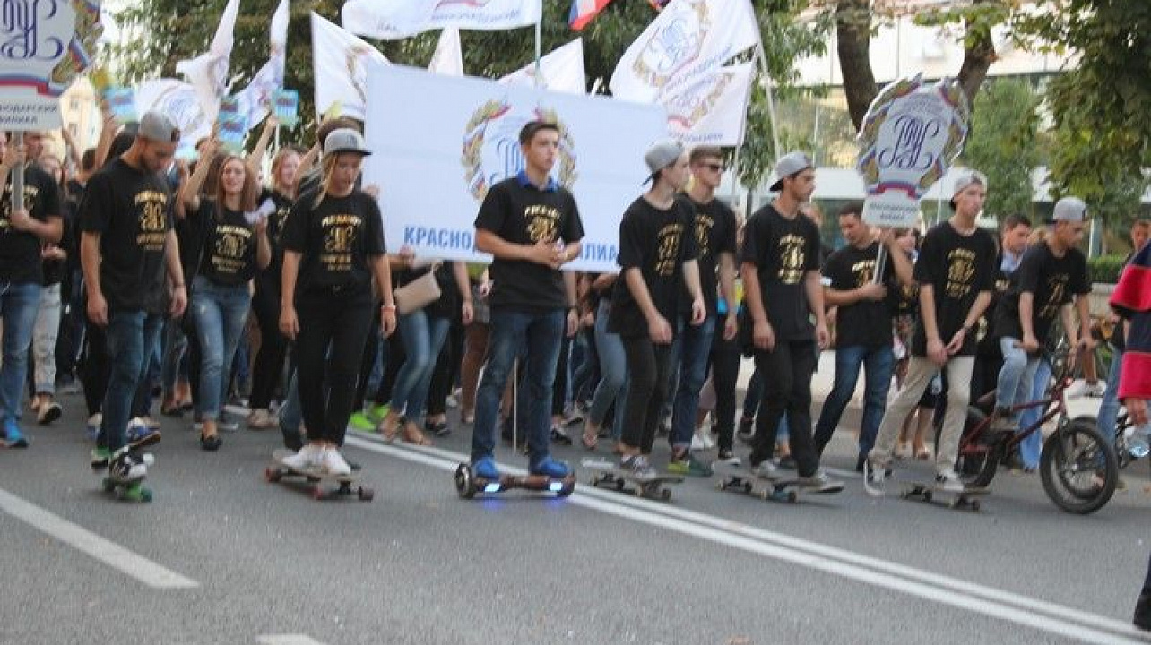 Краснодарский Литературный парад-шествие собрал более четырех тысяч участников