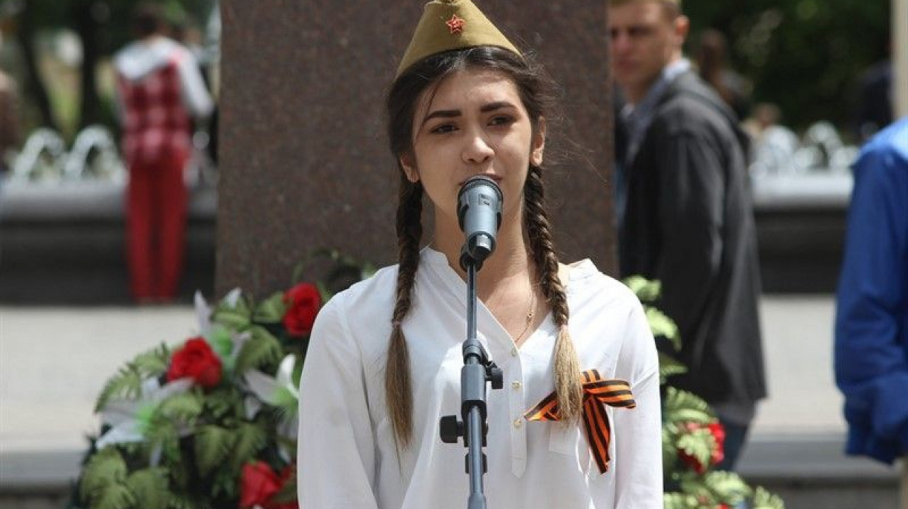 В Краснодаре прошел конкурс чтецов «О героях былых времен…».jpg