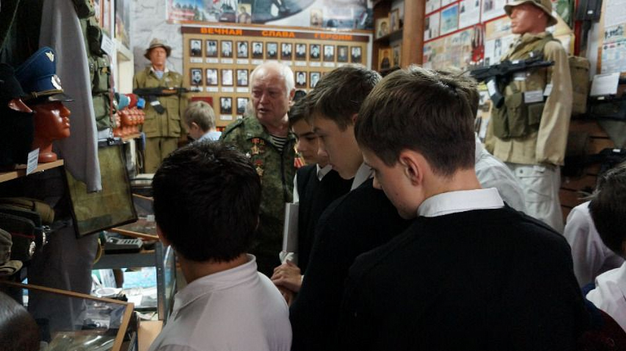 В Прикубанском округе прошла встреча с ветеранами вооруженных конфликтов в музее боевой славы воинов-интернационалистов.jpg