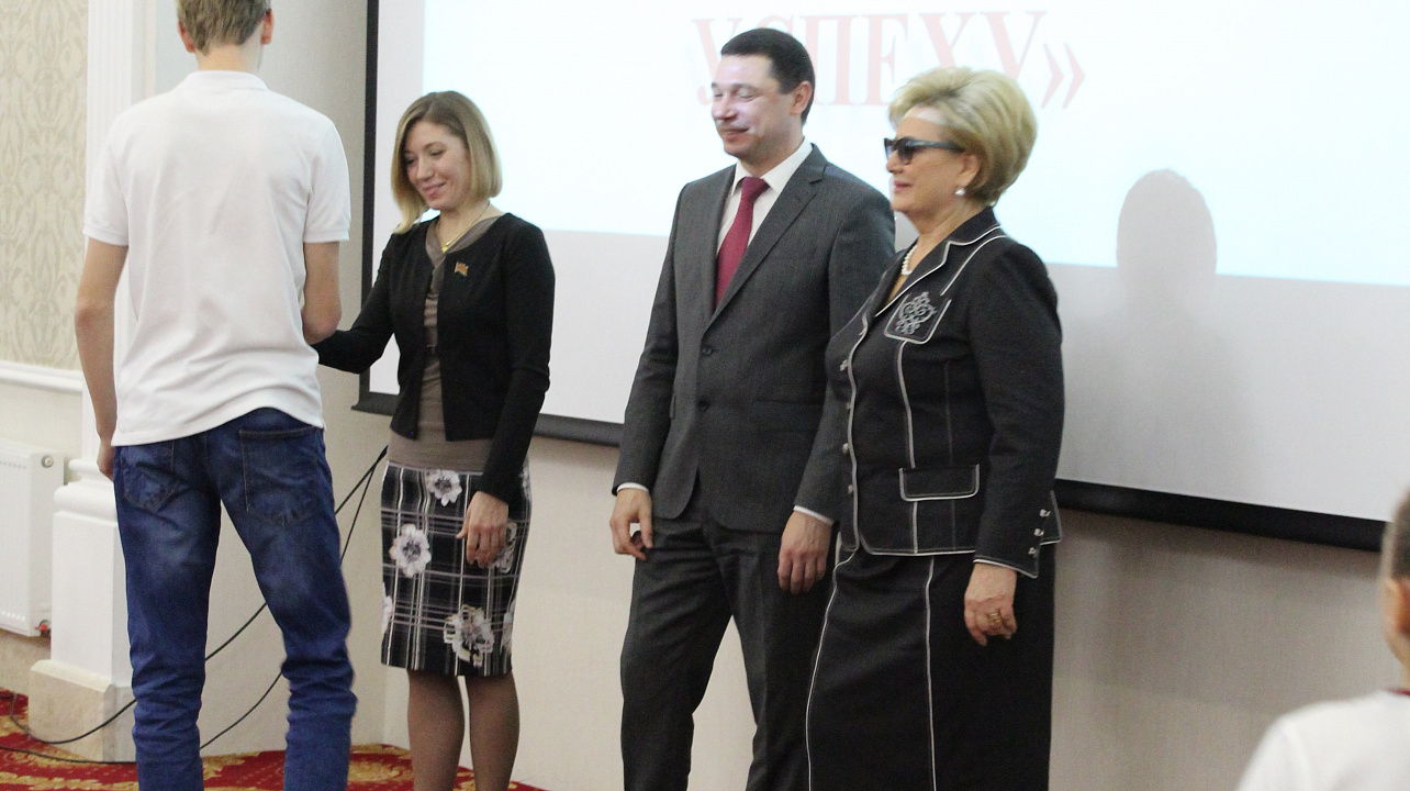 Спортивные итоги года подвели в Краснодаре. Атлетов и тренеров поблагодарил за достижения и поздравил с наступающим 2018 годом мэр Евгений Первышов. Часть 2.