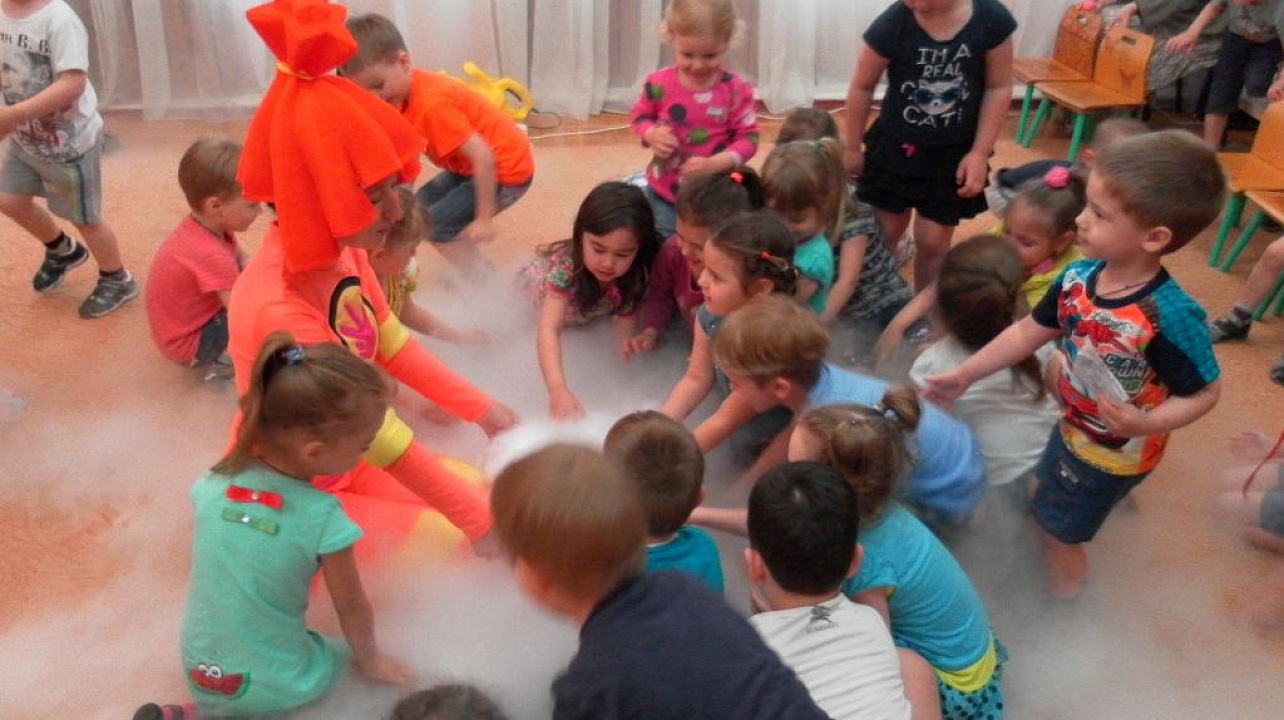 в детском саду № 16 прошёл праздник творческих экспериментов.