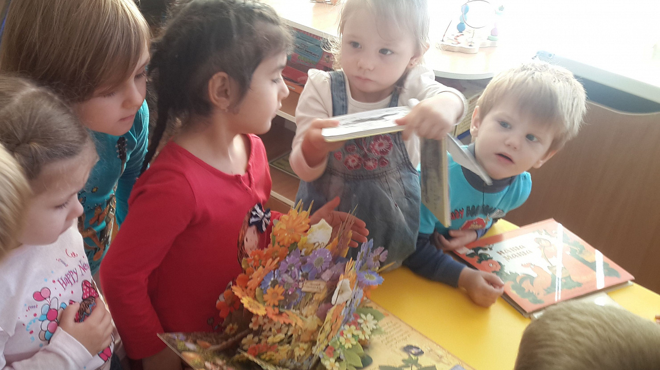 В детском саду Западного округа провели книжную неделю
