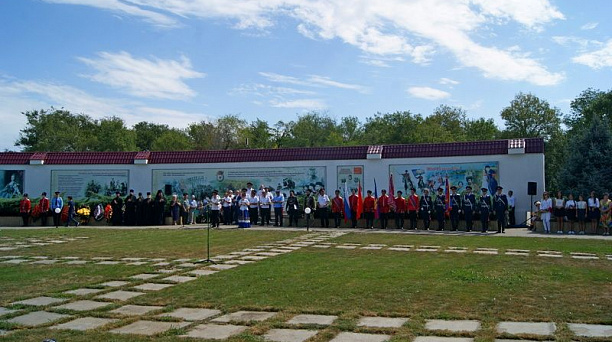 На мемориальном комплексе «Поле казачьей славы» прошли Кущевские поминовения