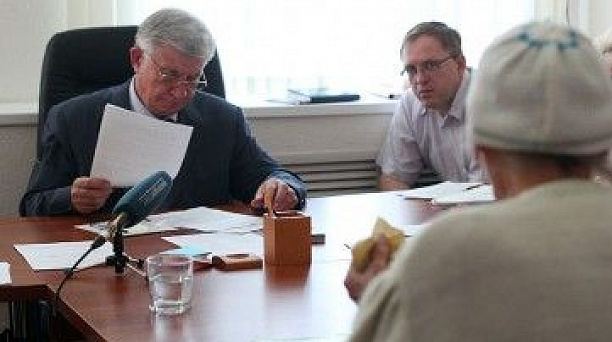 Владимир Евланов провел прием граждан