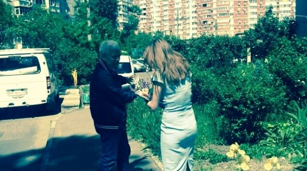 В Западном округе началась борьба с сорняками