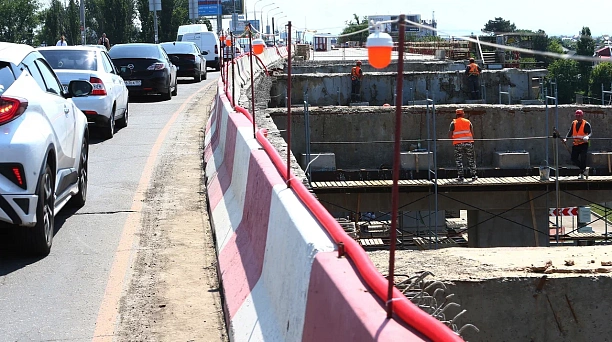 2 и 3 августа по Тургеневскому мосту будут временно ограничивать движение транспорта 