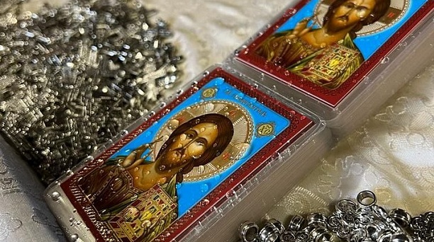 1000 Распятий и Образов 