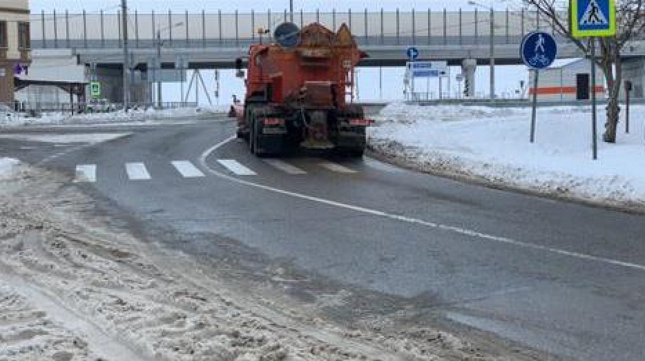 В Елизаветинской и Белозерном за 3 дня от снега очистили 105 километров станичных улиц