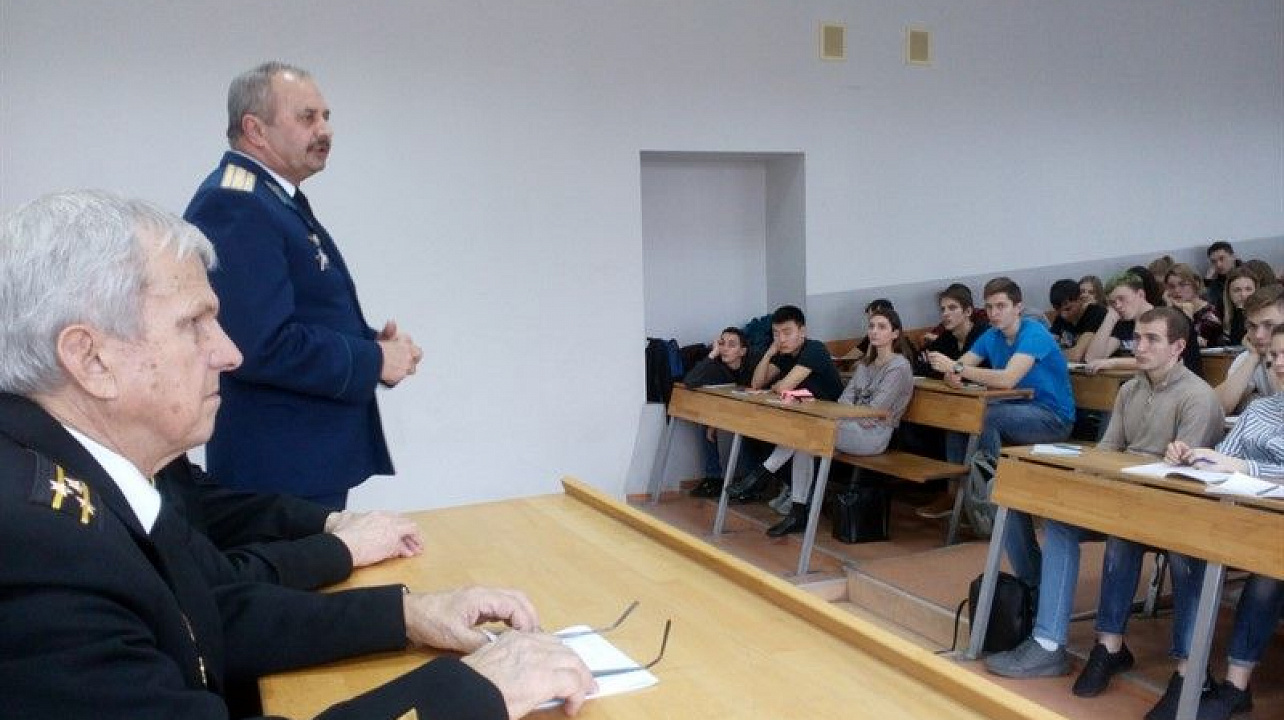 Серия уроков мужества от членов Прикубанского отделения РСВА прошла в краснодарских учебных заведениях.jpg