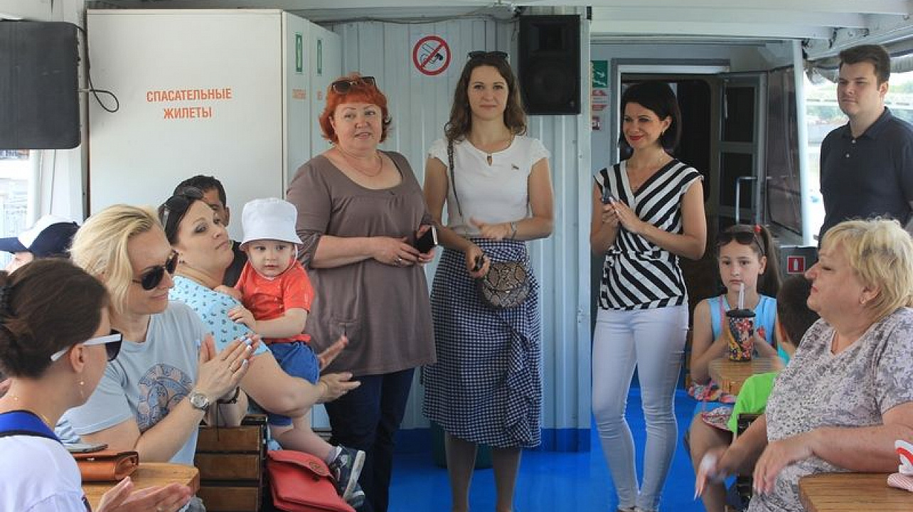 Дети с ограниченными возможностями здоровья побывали на речной прогулке