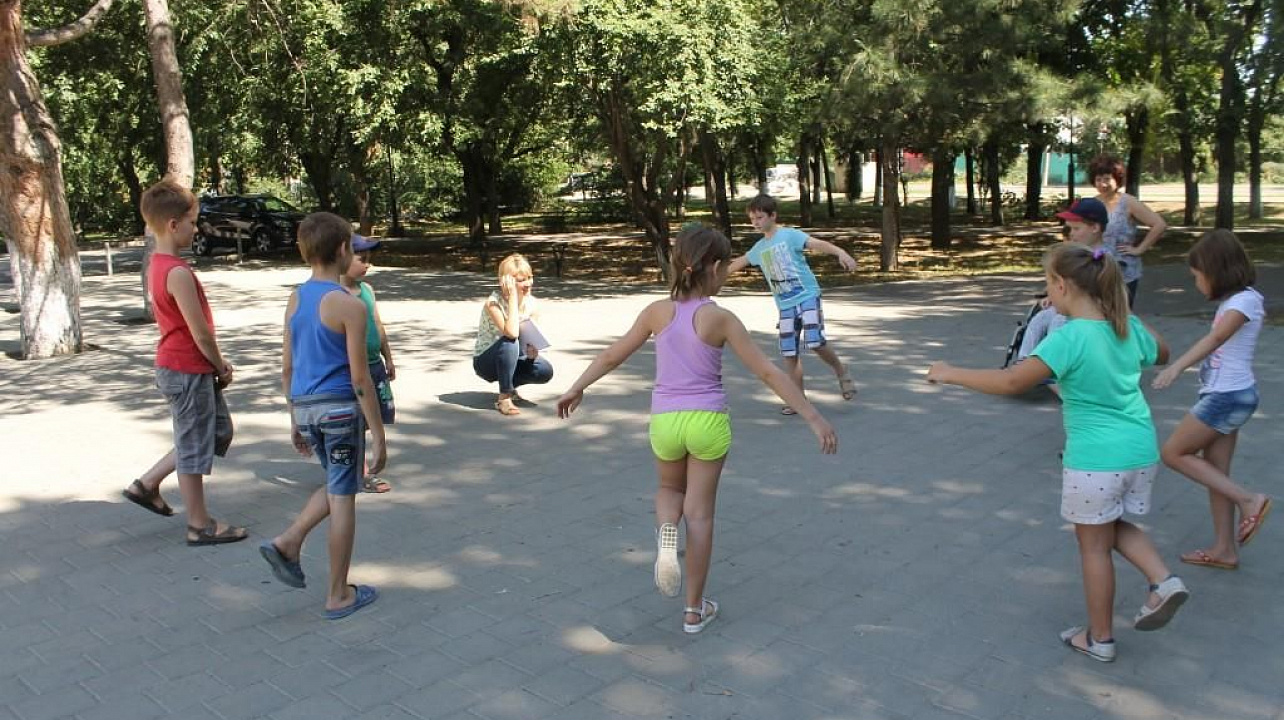 Дети из Славянского микрорайона поучаствовали в спортивном турнире «Веселая Спортландия»