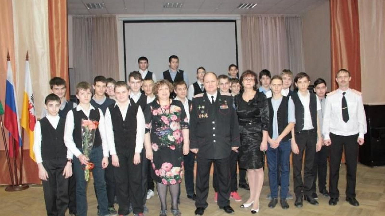 В школе № 6 состоялась встреча с  Героем Российской Федерации