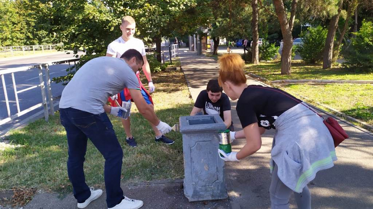 В Западном округе подвели итоги общегородского  субботника