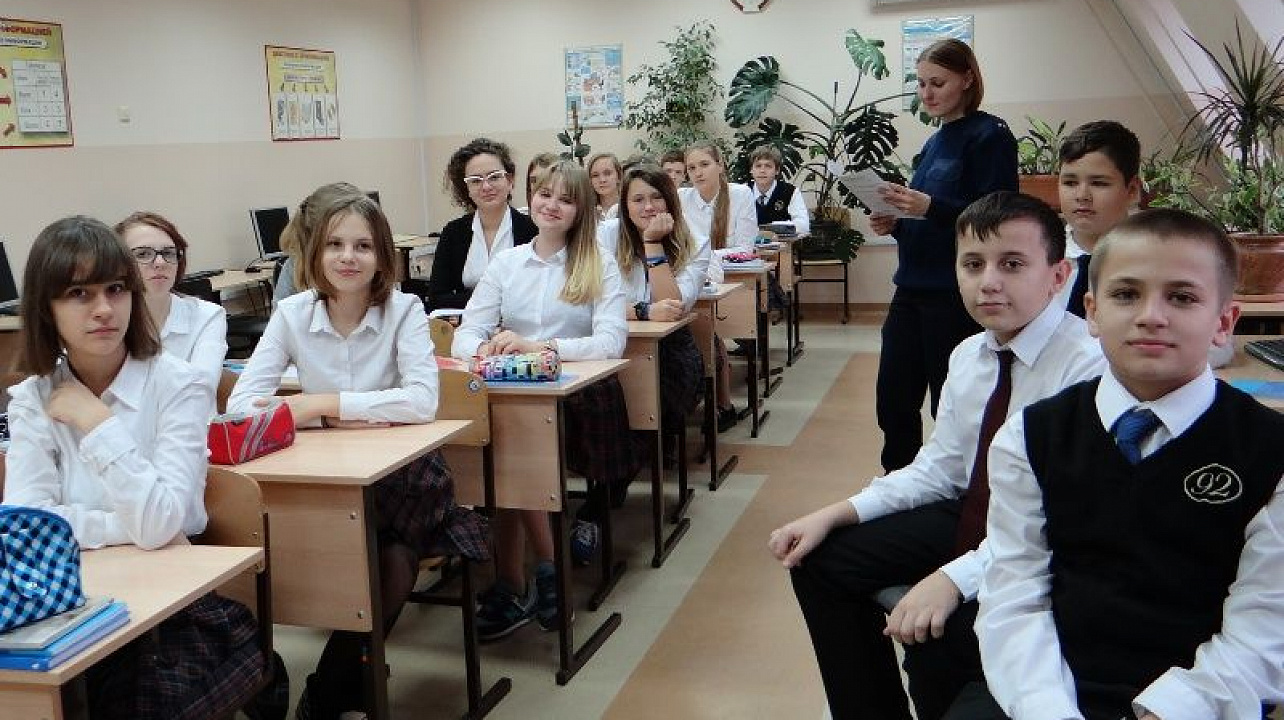 В образовательных учреждениях Центрального округа обсудили вопросы противодействия терроризму и экстремизму