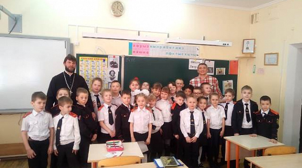 Казачья молодёжь узнала о традициях праздновании Пасхи на Кубани