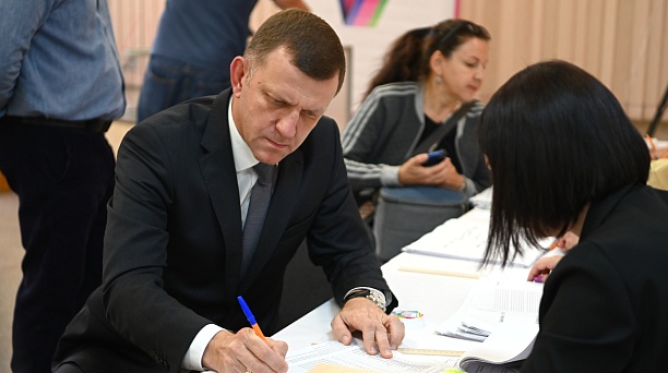 Евгений Наумов проголосовал на выборах губернатора и депутатов Гордумы Краснодара