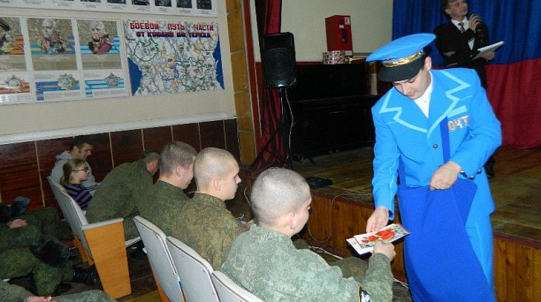 В Центральном округе прошло праздничное мероприятие «Мы будем вечно прославлять ту женщину, чье имя - Мать!»