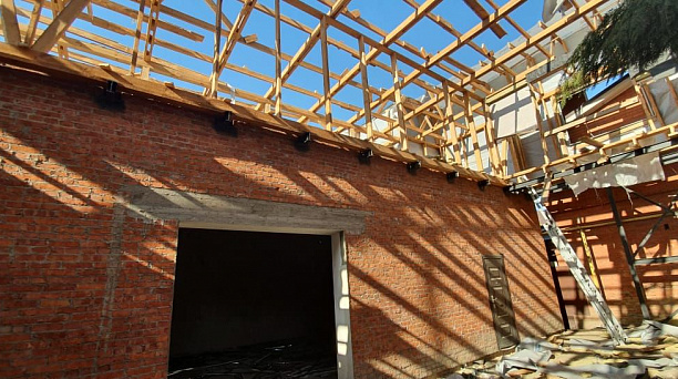 В Краснодаре сносят незаконную СТО