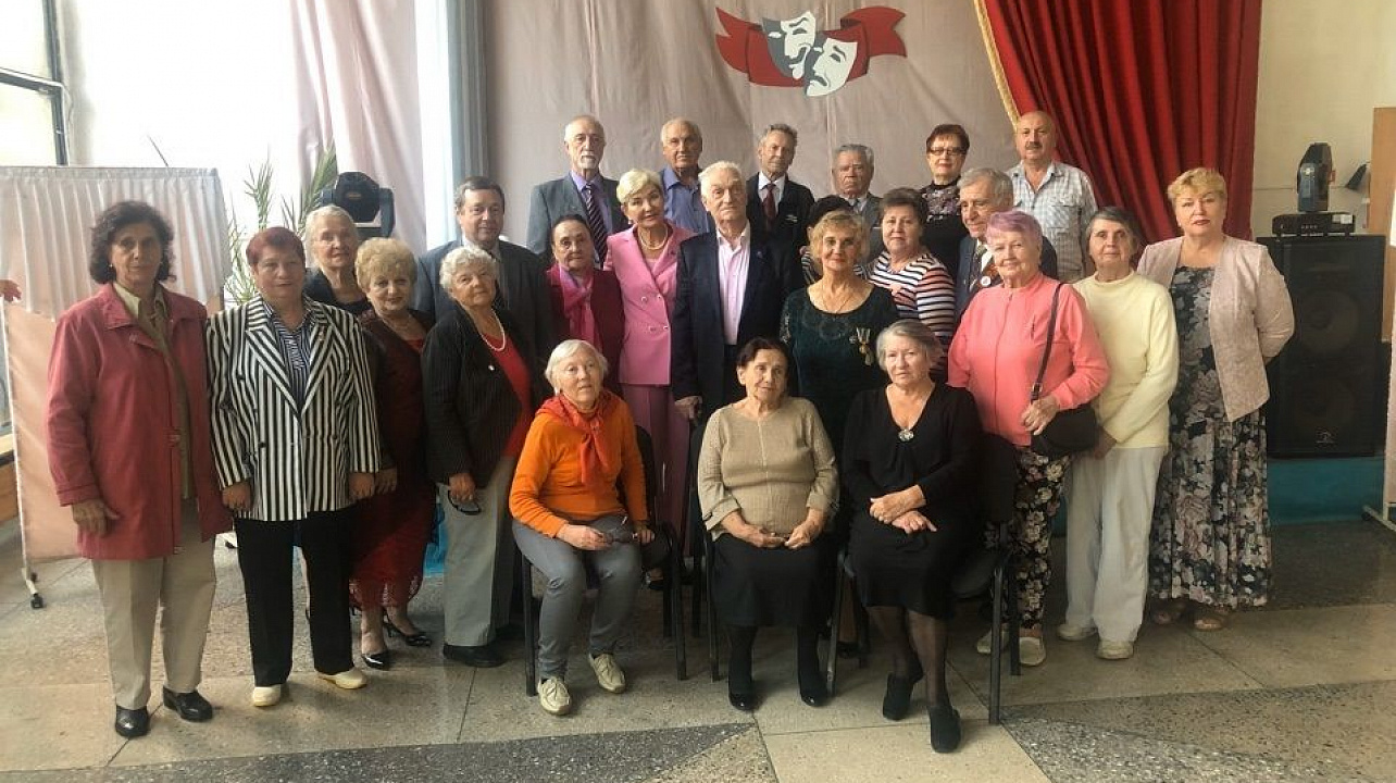 Заместитель председателя городской Думы Краснодара Галина Ермакова организовала торжественное мероприятие, посвященное Дню пожилого человека