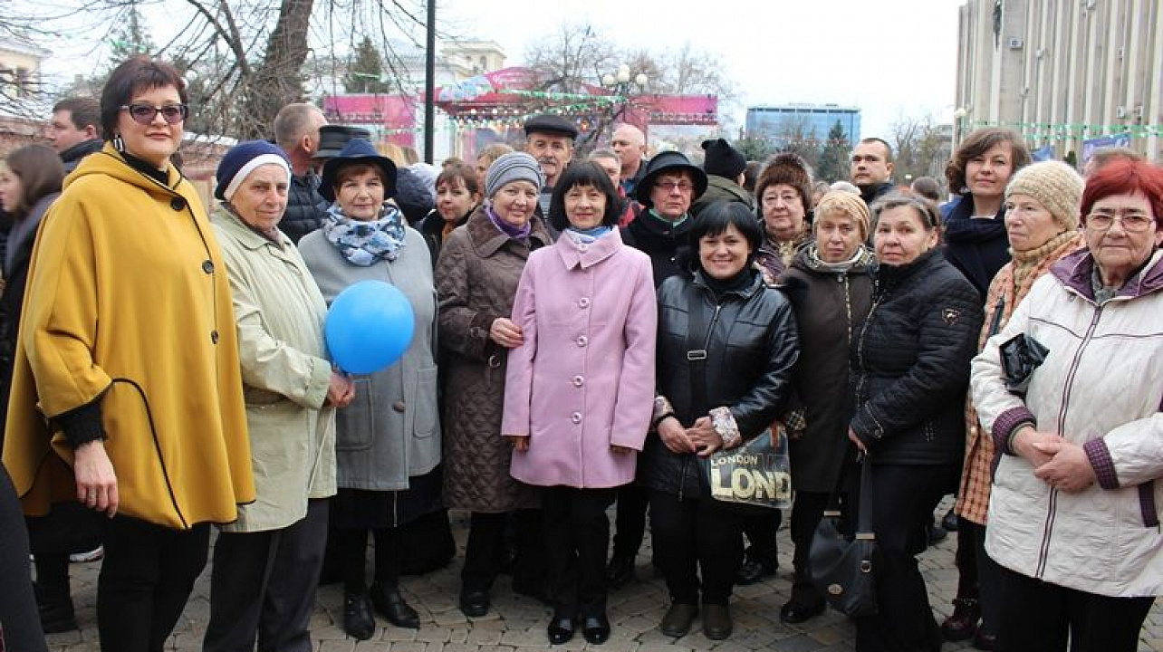 Общественность Центрального округа приняла участие в митинге в честь годовщины воссоединения с Крымом