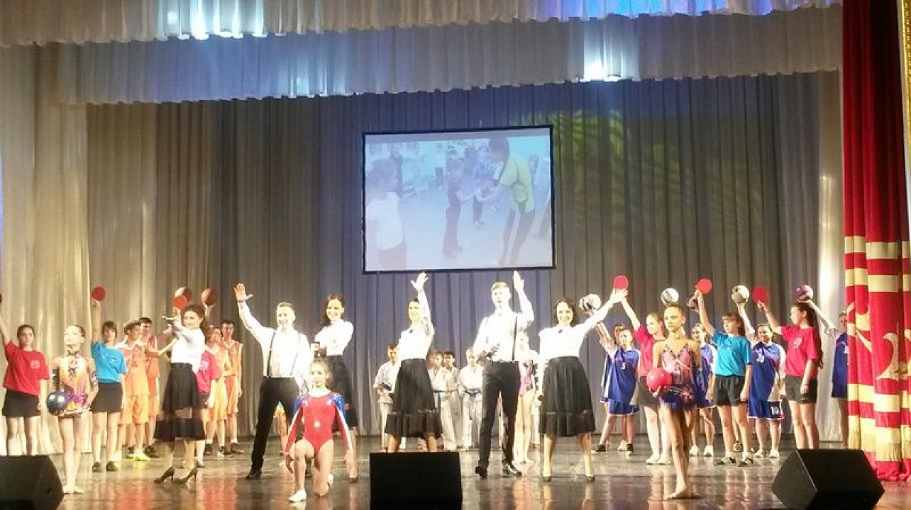 Полувековой юбилей отметила гимназия №25 Западного округа