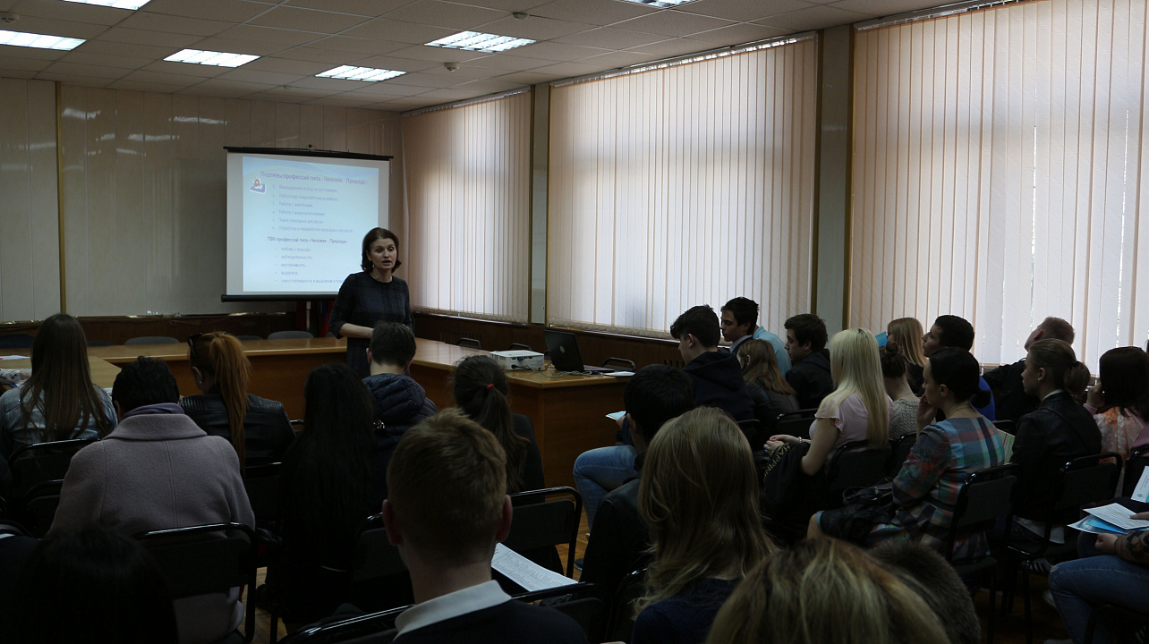 В администрации Прикубанского округа прошла акция  «Выбери будущее сегодня»