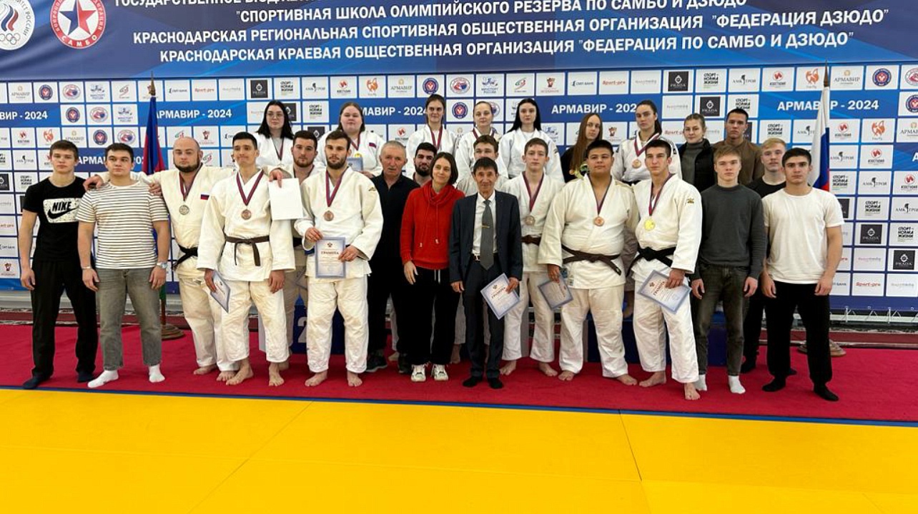 Программа приседаний на 30 дней. Программа передач 1 канал. Первый канал 2012 программа. Программа на 30 10 23. Cf- 46 spektrofotometrining.