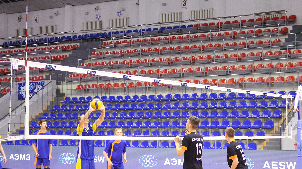 Определились победители Первенства Краснодара по волейболу среди юношей и девушек