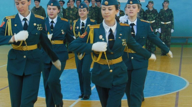 В машиностроительном колледже прошли соревнования «Бравый воин 2017»