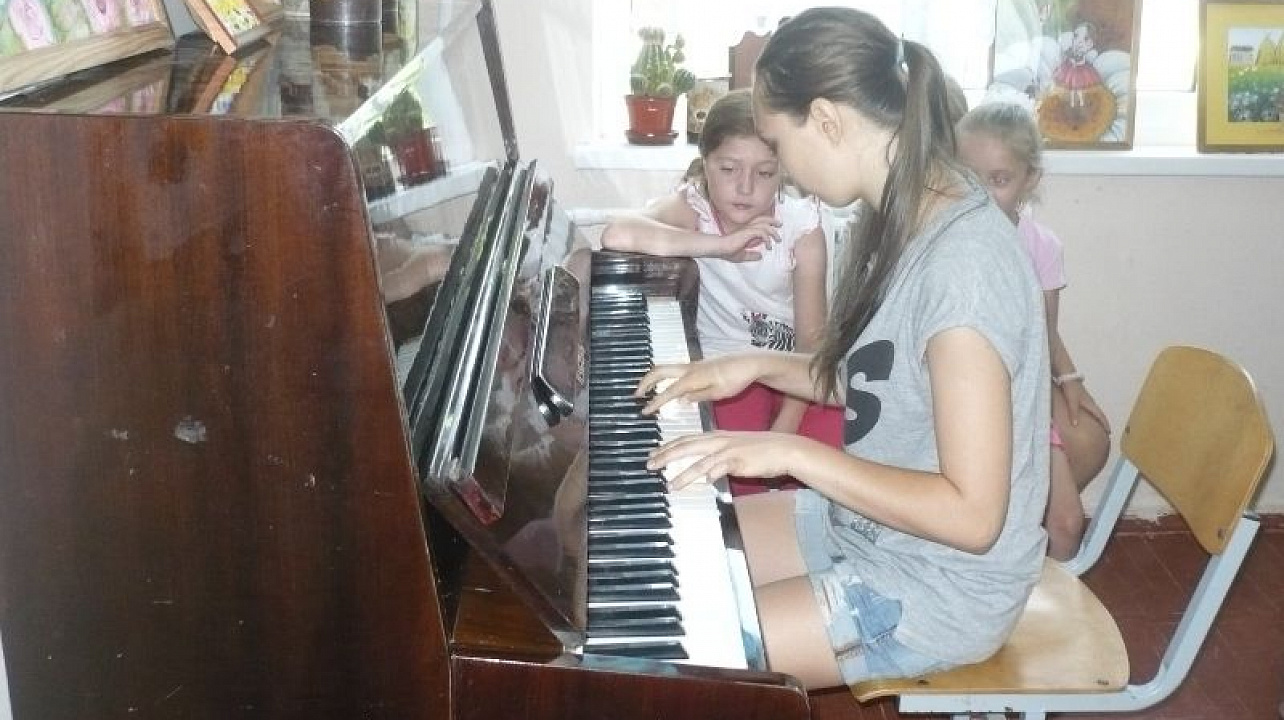 В Центральном округе прошел конкурс-фестиваль "Таланты нашего двора"