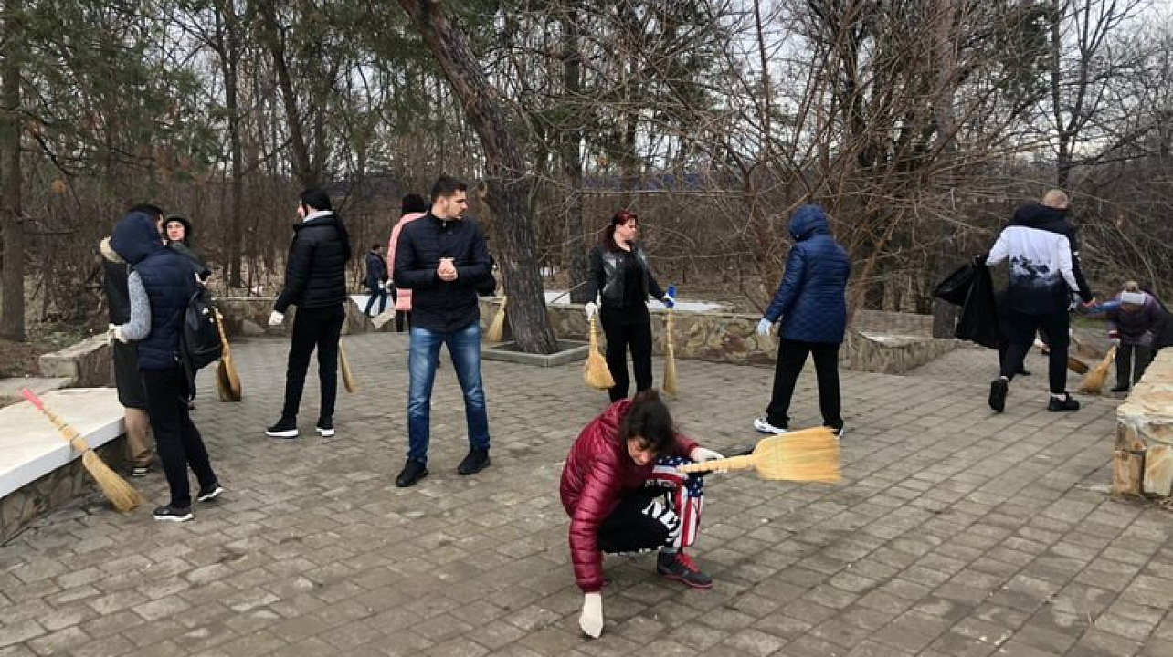 Центральный округ принял активное участие в акции «Наведем порядок»