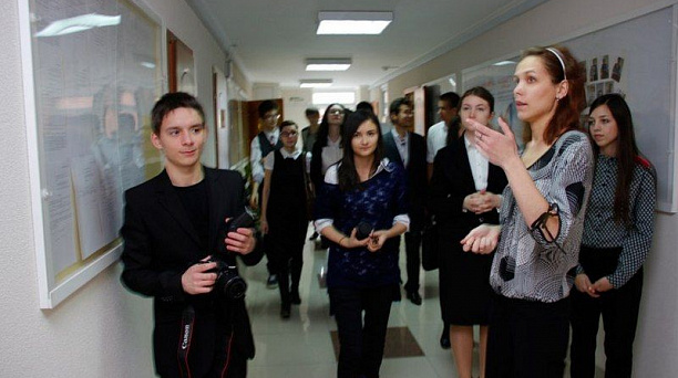 Молодежный Совет Центрального округа побывал на экскурсии в избиркоме Краснодара  