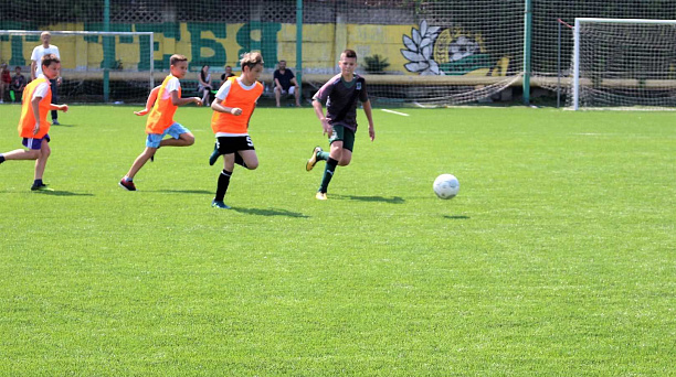 Дворовый футбол зовет