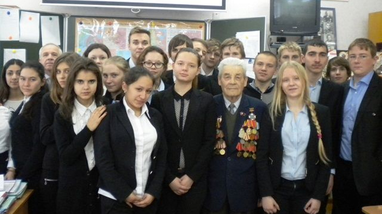 В школе № 75 прошел расширенный урок истории.JPG