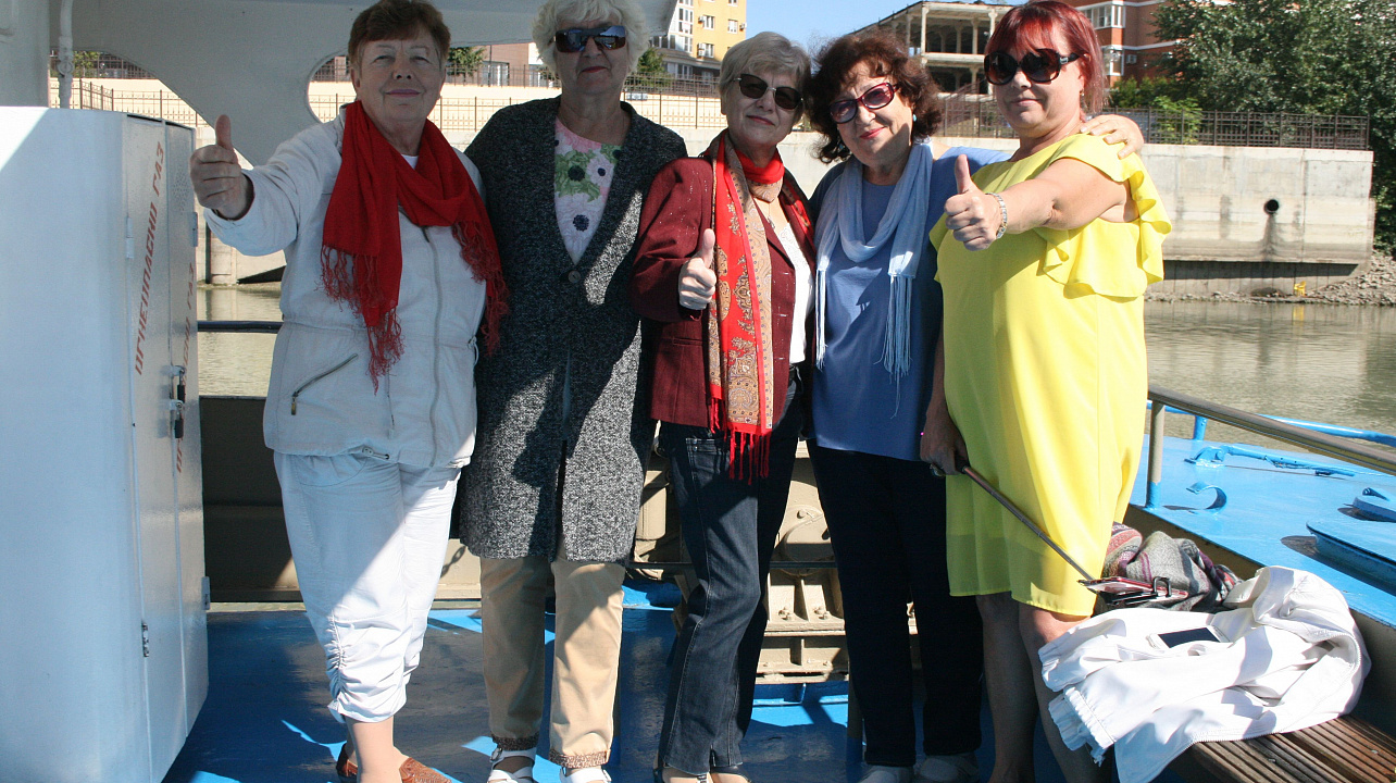 Актив жителей Прикубанского округа отправился в поездку на теплоходе «Кубань»