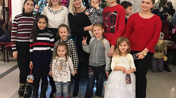 В Западном округе проходят новогодние представления для детей