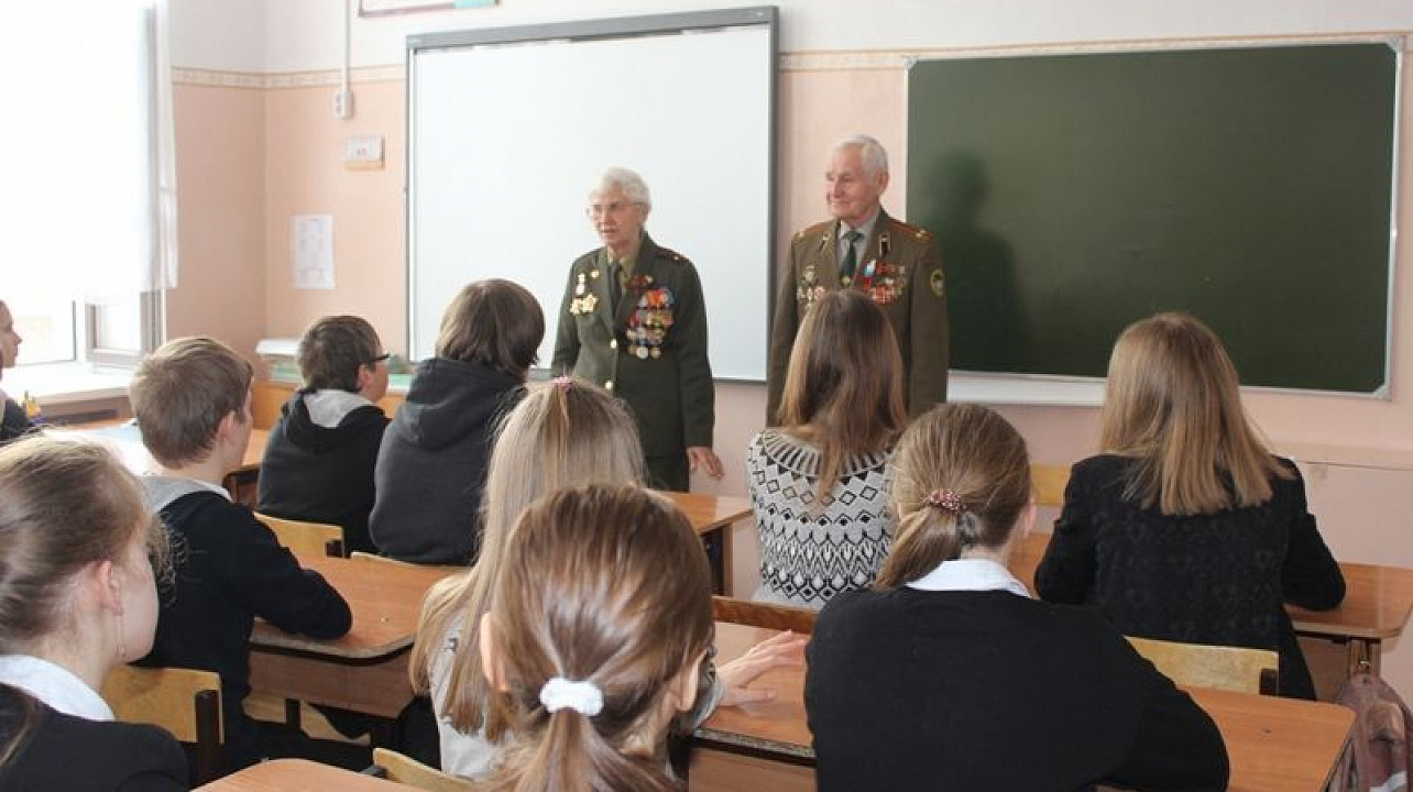 Сегодня в Центральном округе чествовали участников Сталинградской битвы