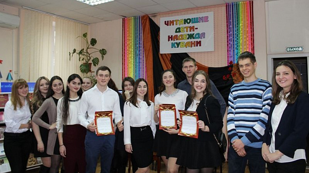 В Центральном округе прошел литературный вечер, посвященный героям Великой Отечественной войны