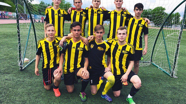 Команда Западного округа победила в спортивных соревнованиях