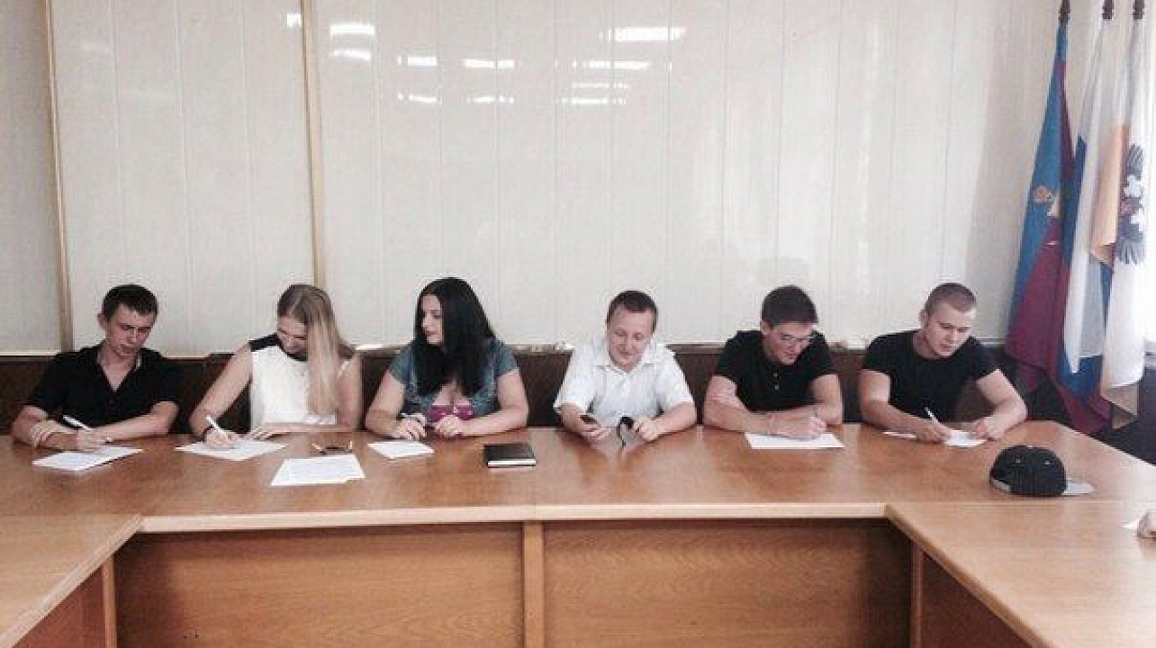 В Прикубанском округе провели заседание молодёжного Совета