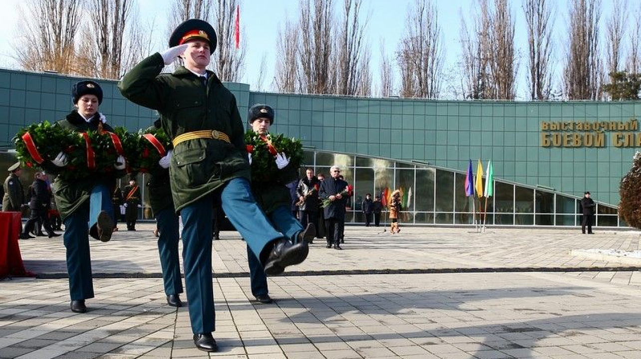 Западный округ откроет патриотический месячник