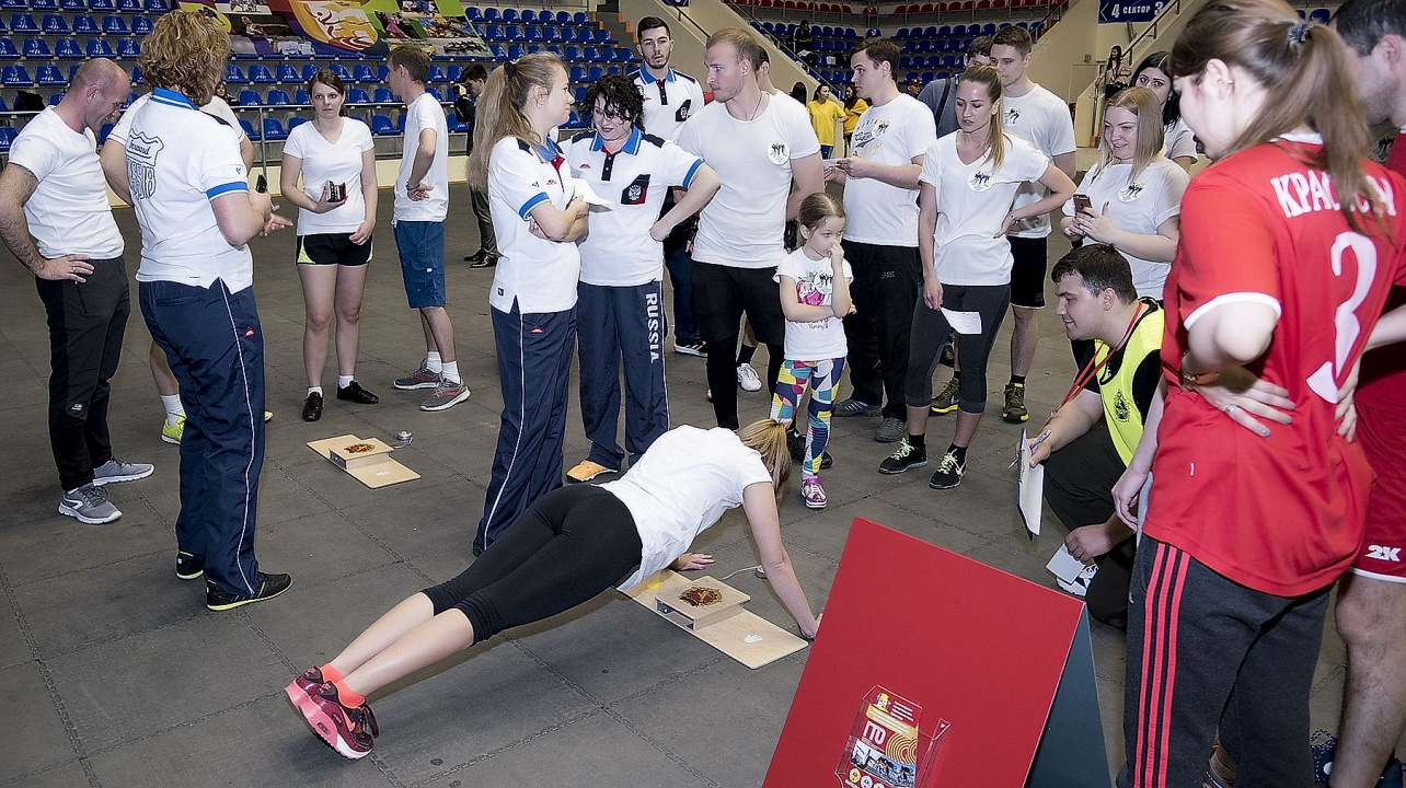ртовала VII Спартакиада среди муниципальных служащих и депутатов городской Думы