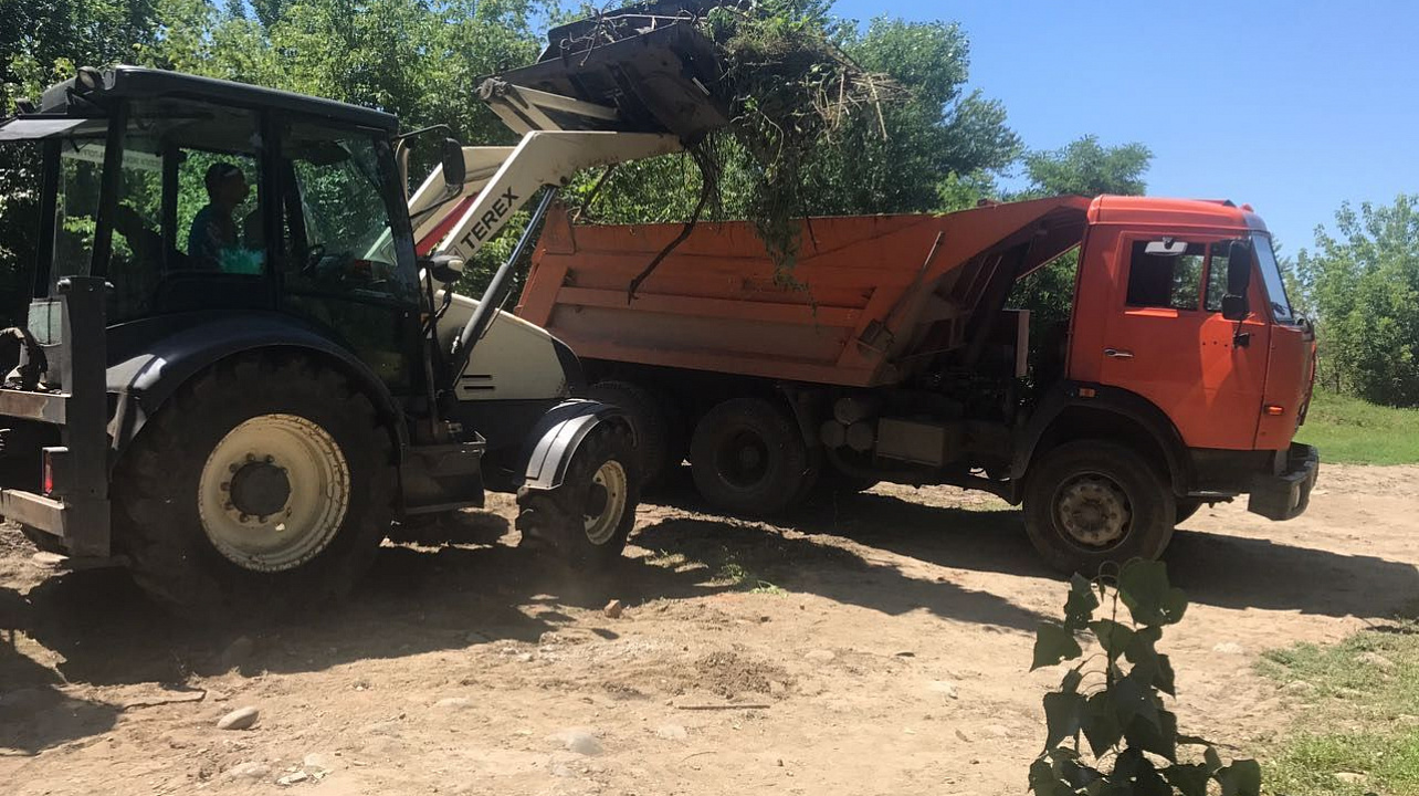 В Западном округе продолжается мониторинг санитарного состояния территории