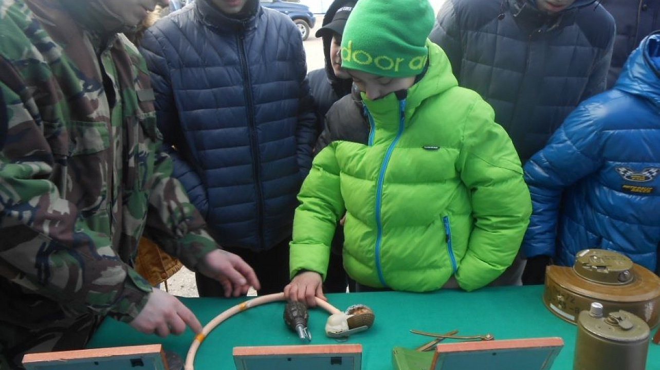 Юные боксеры Западного округа посетили ОМОН ГУ МВД России по Краснодарскому краю