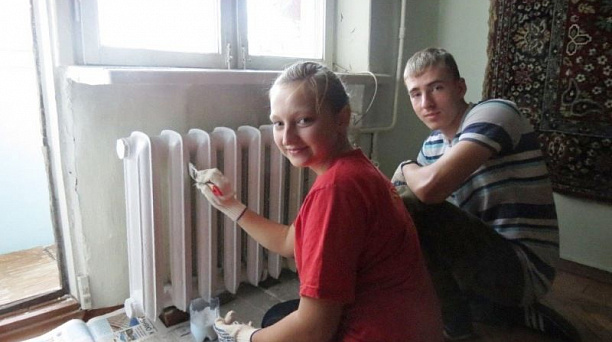 Молодёжный Совет Западного округа помогает старикам