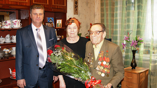 В Западном округе поздравили освободителей Краснодара