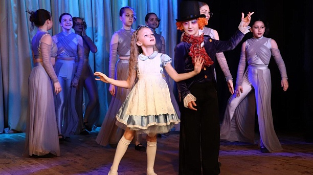 Открылся фестиваль-конкурс любительских театров