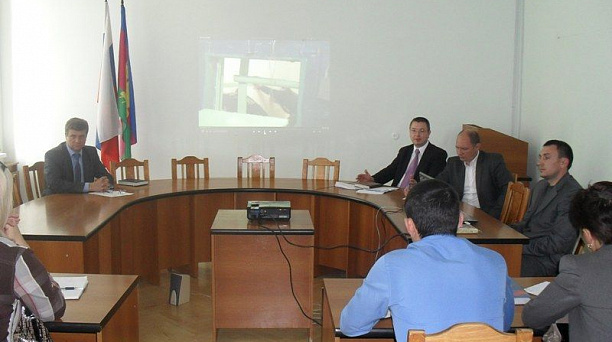 Педагоги Западного округа обсудили меры профилактики экстремизма в подростковой среде